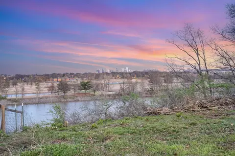1712 River Dr # B, Nashville, TN 37218
