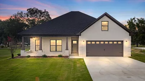 204 Washington Ave, New Hope, AL 35760
