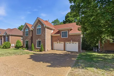 4913 Tulip Grove Ln, Hermitage, TN 37076