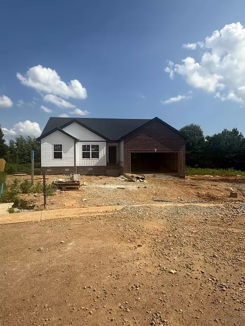 40 Echo Rdg, Oak Grove, KY 42262