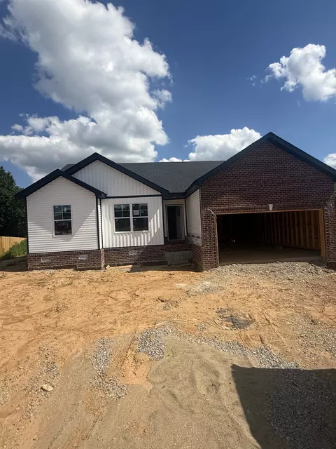 40 Echo Rdg, Oak Grove, KY 42262