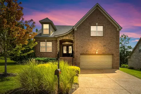 4127 Oakstone Dr, Smyrna, TN 37167