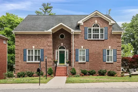 1541 Eller Dr, Nashville, TN 37221