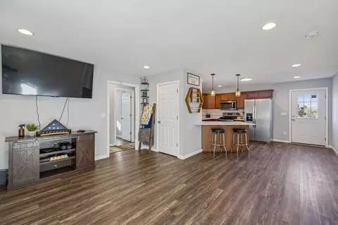 Entry Way - 142 Pine Ave, Morrison, TN 37357 photo 3 of 3