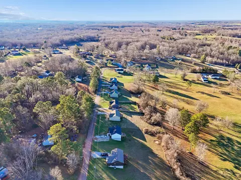 View/Area - 142 Pine Ave, Morrison, TN 37357 photo 2 of 3