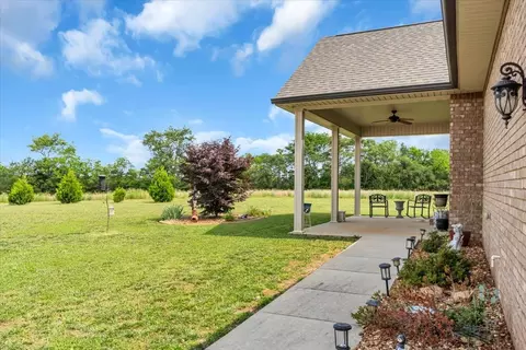 Exterior - 801 Oak Grove Rd, Decherd, TN 37324 photo 4 of 12