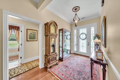 Entry Way - 801 Oak Grove Rd, Decherd, TN 37324 photo 2 of 3
