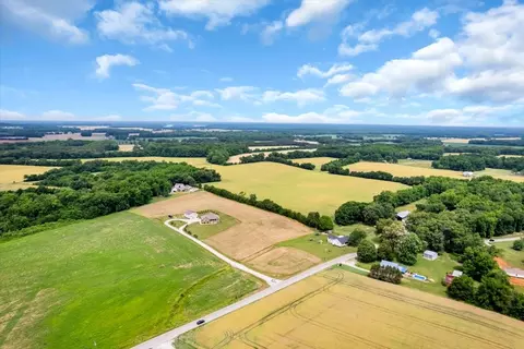 View/Area - 801 Oak Grove Rd, Decherd, TN 37324 photo 3 of 7