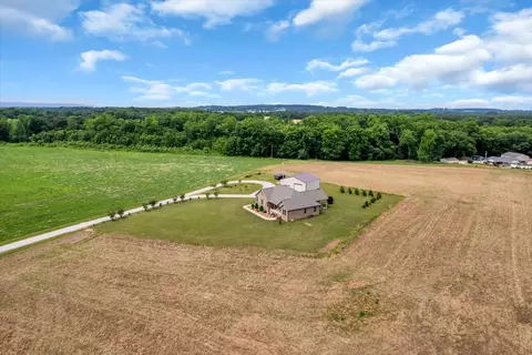 View/Area - 801 Oak Grove Rd, Decherd, TN 37324 photo 7 of 7