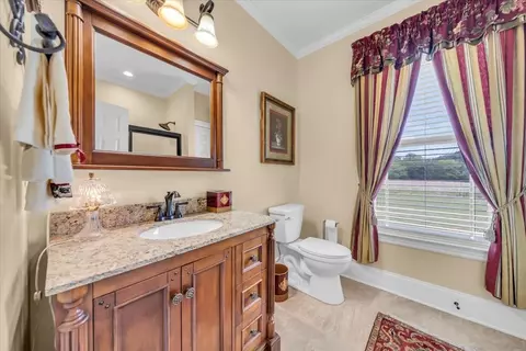 Bath - 801 Oak Grove Rd, Decherd, TN 37324 photo 4 of 4