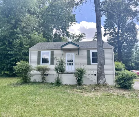 24 Maple St, Clarksville, TN 37042