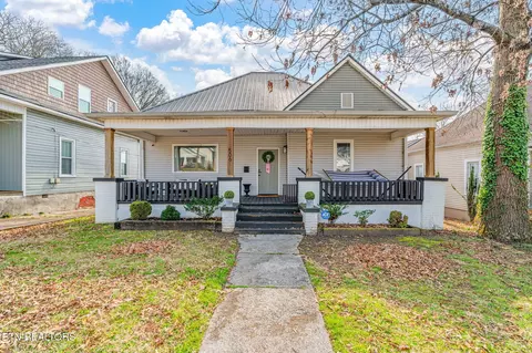 506 E Oak Hill Ave, Knoxville, TN 37917