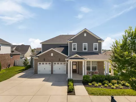 804 Rockwell Dr, Hendersonville, TN 37075
