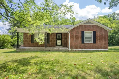 2204 Sowell Mill Pike, Columbia, TN 38401