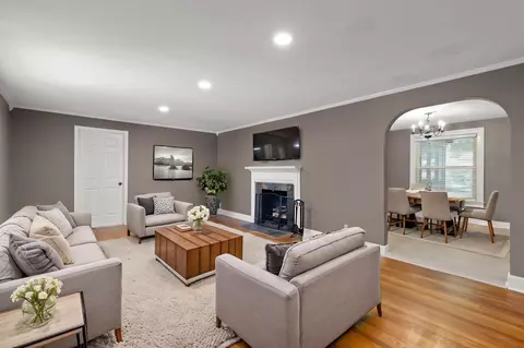1310 Labrea Dr, Chattanooga, TN 37421