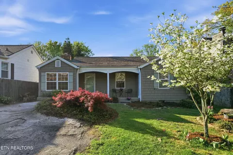 3224 NE Kenilworth Ln, Knoxville, TN 37917