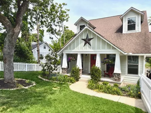 194 37th Ave N, Nashville, TN 37209