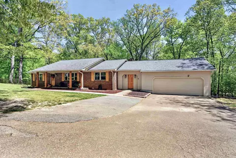 6815 Whippoorwill Dr, Olive Branch, MS 38654