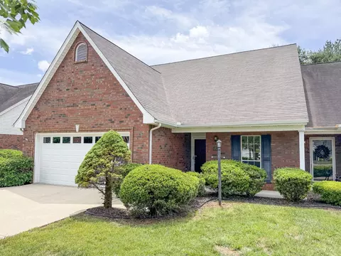 1722 Keeneland Ct, Murfreesboro, TN 37127
