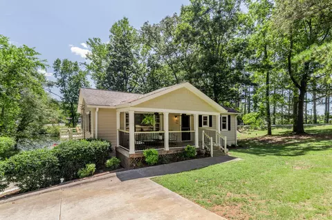 1112 Dogwood Dr, Kingston, TN 37763