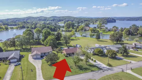 111 Happy Ending Ln, Kingston, TN 37763