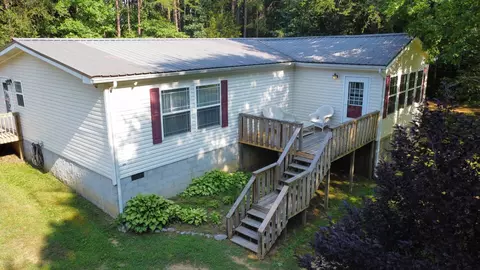 393 Friendship Ln, Delano, TN 37325