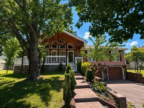 8516 Oak View Dr, Chattanooga, TN 37421