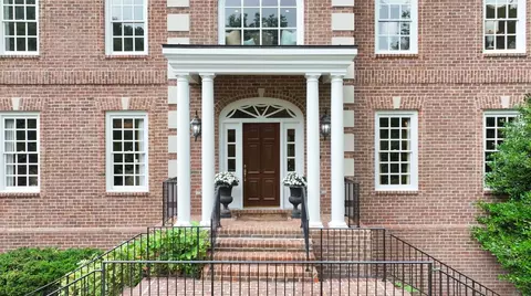 55 Annandale, Nashville, TN 37215