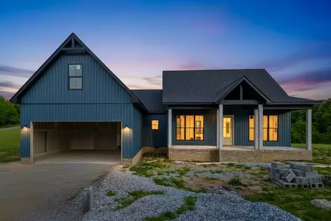 1870 Southside Rd, Southside, TN 37171