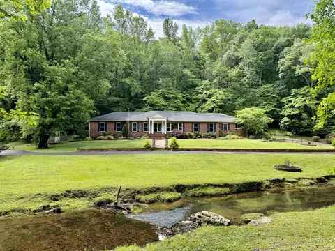 230 Raven Bluff Rd, Lawrenceburg, TN 38464