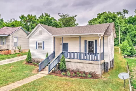 945 Clark St, Clarksville, TN 37040