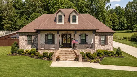 145 Bloomsbury Dr, Portland, TN 37148