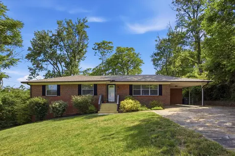 510 Semi Cir, Chattanooga, TN 37415