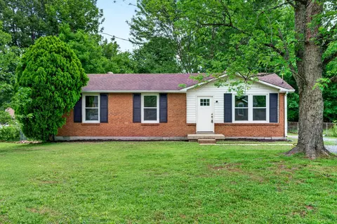 411 Julie Dr, Clarksville, TN 37042