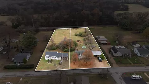 4252 Woods St, Old Hickory, TN 37138