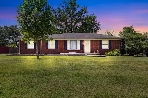 508 Needmore Rd, Clarksville, TN 37040