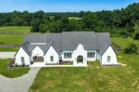 4035 Christiana Hoovers Gap Rd, Christiana, TN 37037