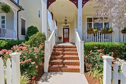 Exterior - 2012 Erwin St, Franklin, TN 37064 photo 2 of 16