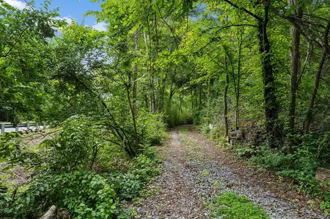 8797 Highway 100, Nashville, TN 37221