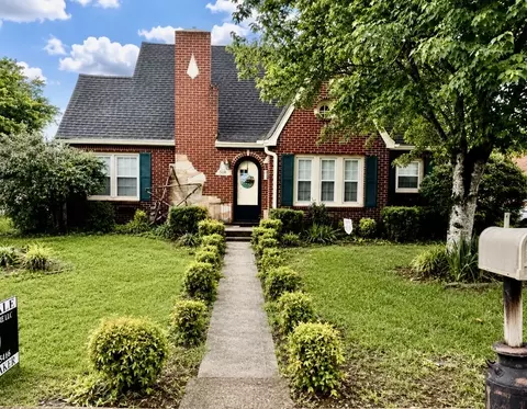 518 Jefferson Ave E, Carthage, TN 37030