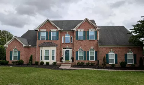 2010 Brunswick Dr, Lebanon, TN 37087