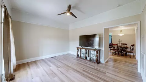 403 S Cleveland Ave, Hopkinsville, KY 42240