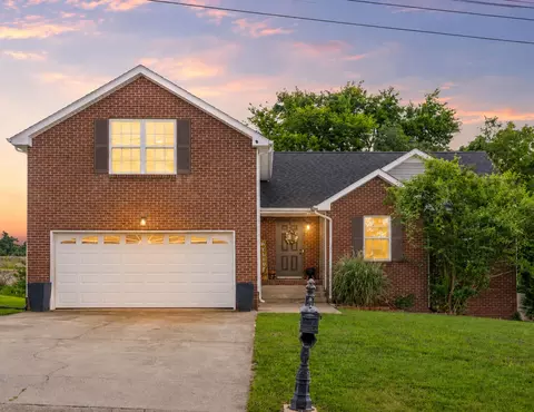 227 Harold Dr, Clarksville, TN 37040