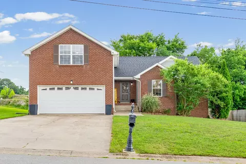 227 Harold Dr, Clarksville, TN 37040