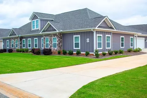 504 Nandina Ct, Warner Robins, GA 31088