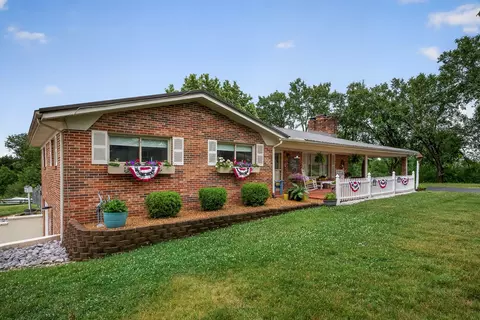 1755 Burgess Falls Rd, Sparta, TN 38583