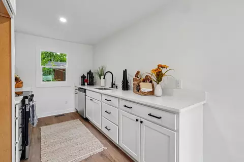 711 Elissa Dr, Nashville, TN 37217