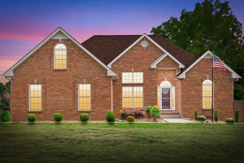 3844 Parade Dr, Clarksville, TN 37040