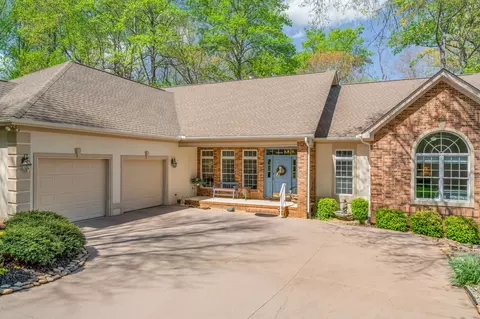 124 Geya Cir, Loudon, TN 37774