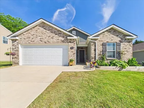 703 Tellico Ave W, Athens, TN 37303